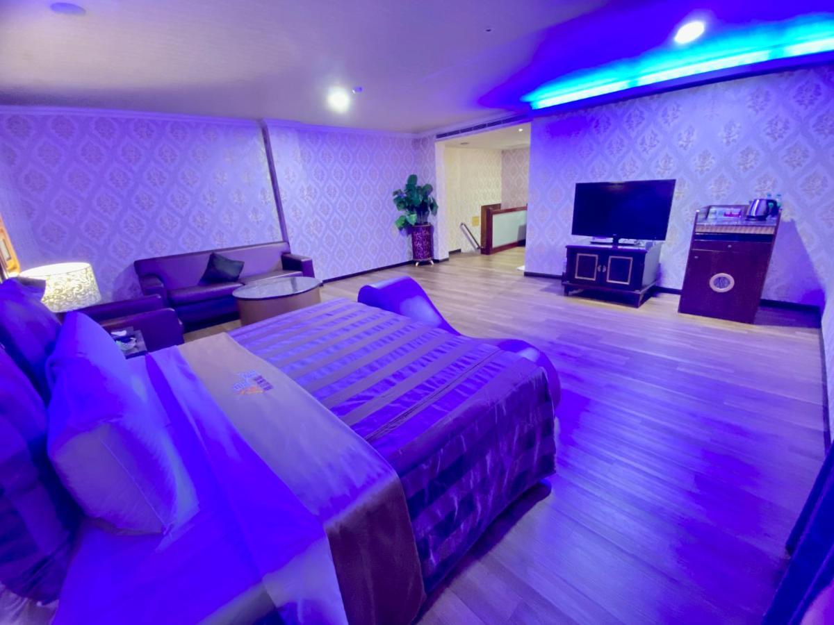 Huang Xing Motel Pingtung Exterior foto